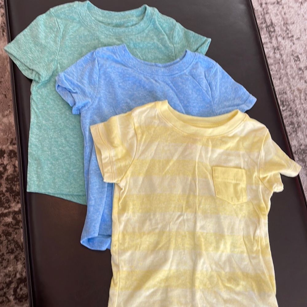 3 toddler size 18 month t-shirts